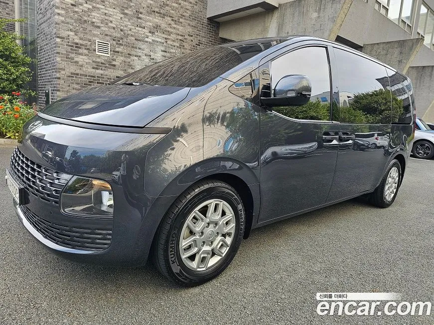 Hyundai Staria — фото 2