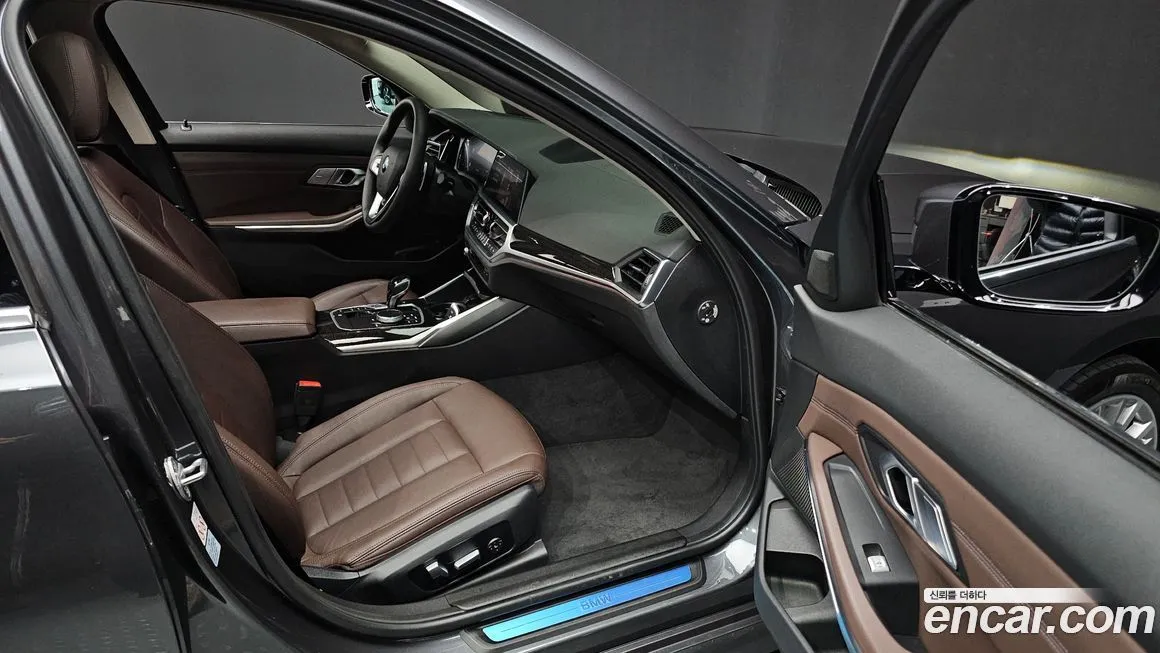 BMW 3-Series 2021 из KR, фото 10