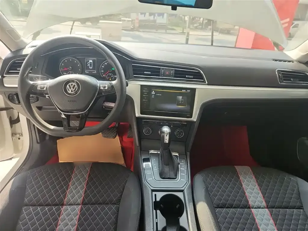 Volkswagen Lamando 2022 из CN, фото 10