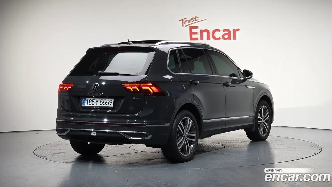 Volkswagen Tiguan 2023 из KR, фото 2