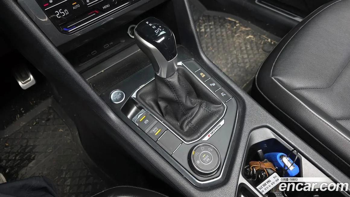 Volkswagen Tiguan 2023 из KR, фото 9