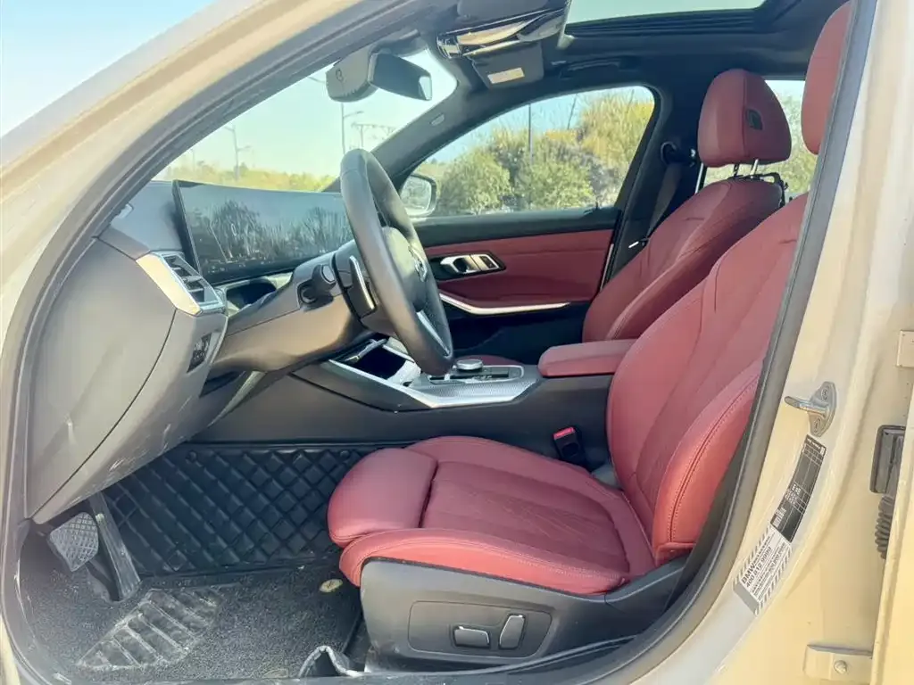 BMW 3 Series 2024 из CN, фото 6
