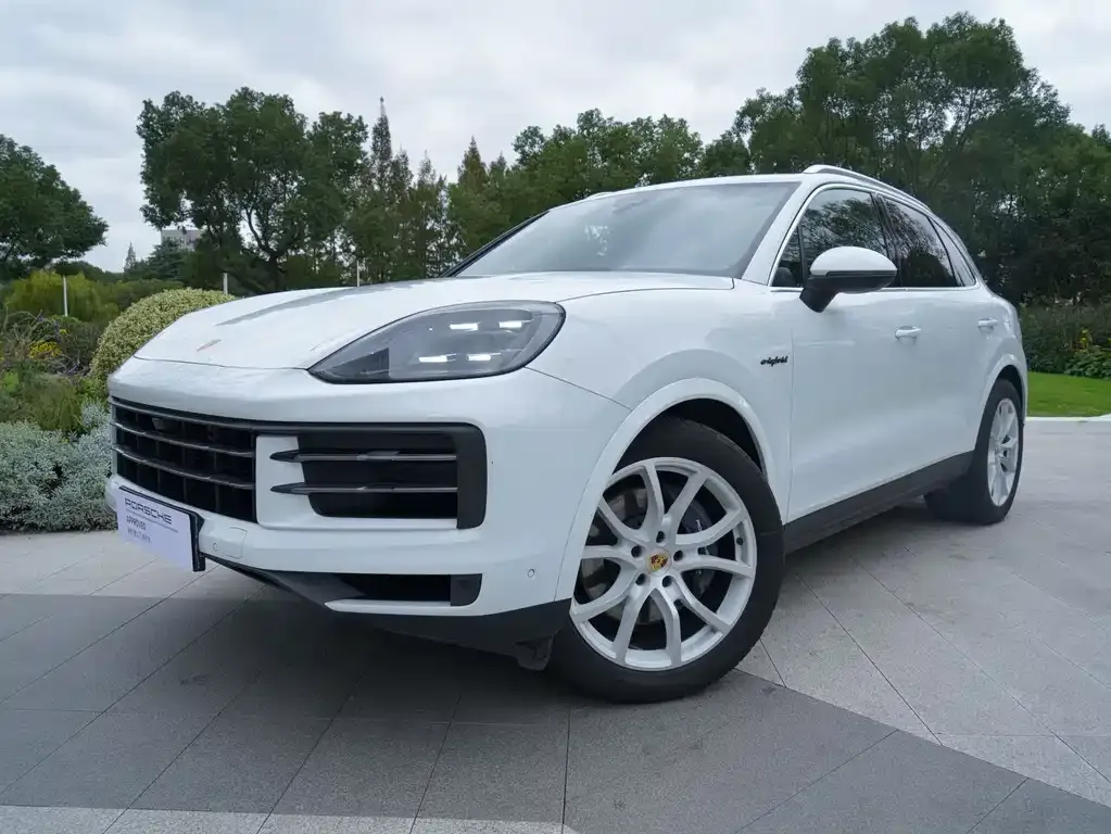 Porsche Cayenne Hybrid — фото 1