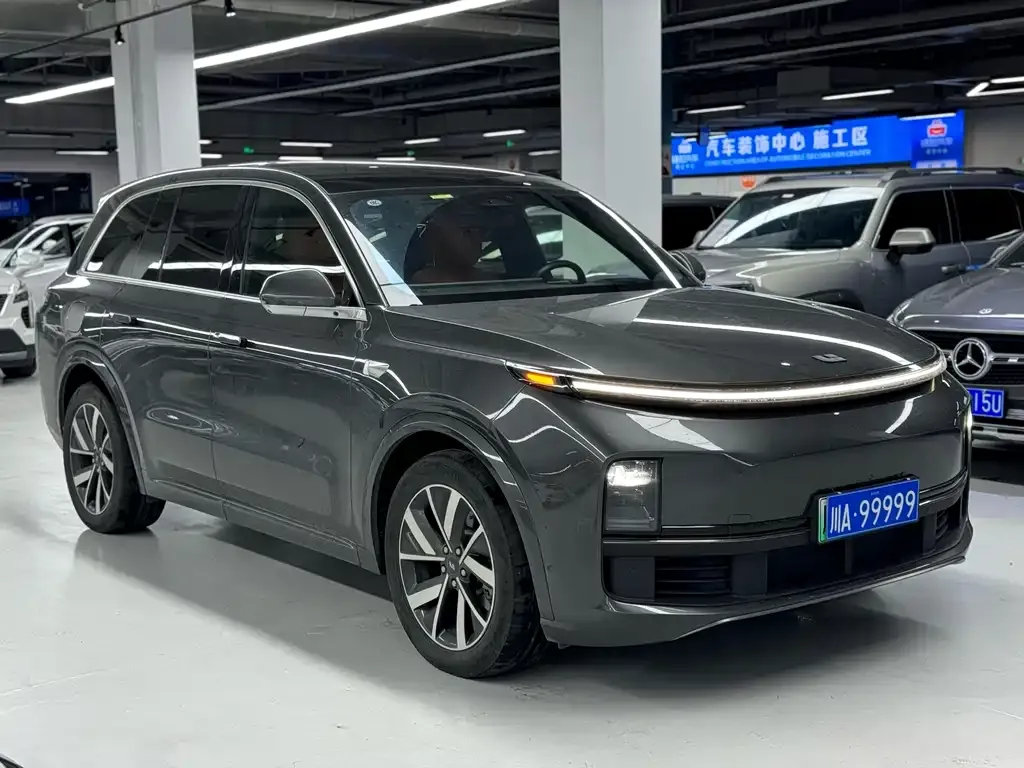 Li Auto L8 2023 из CN, фото 2
