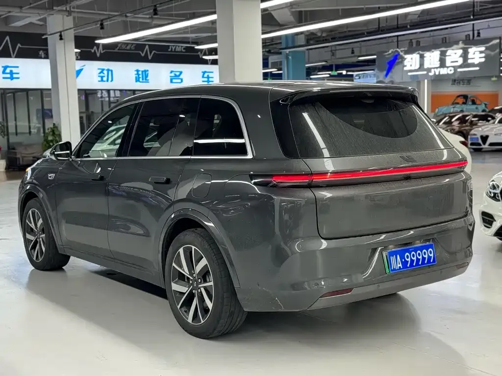 Li Auto L8 2023 из CN, фото 3