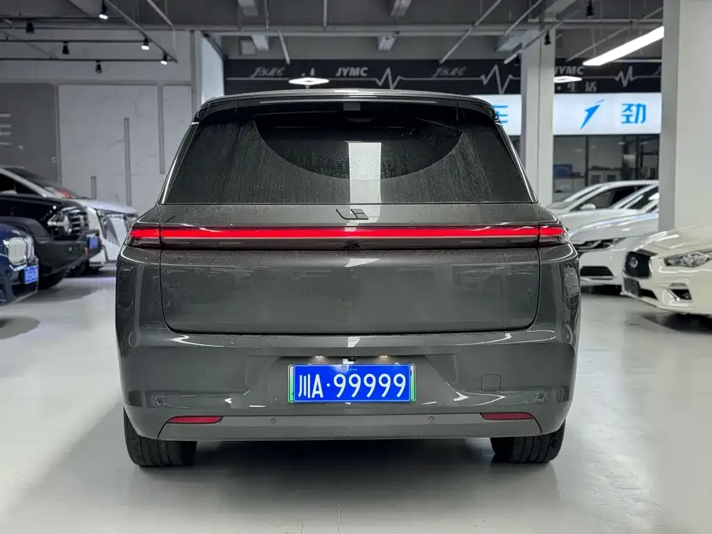 Li Auto L8 2023 из CN, фото 6