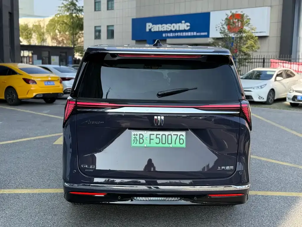 Buick GL8 Hybrid — фото 10
