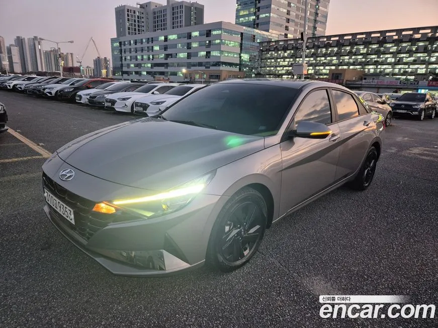 Hyundai AVANTE — фото 3