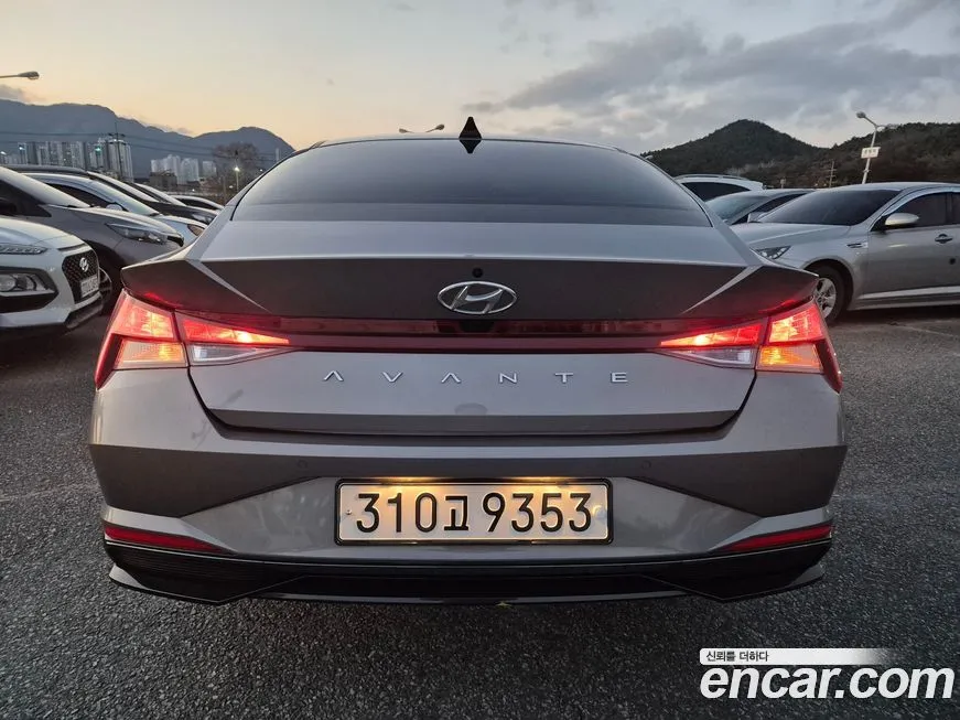 Hyundai AVANTE — фото 5