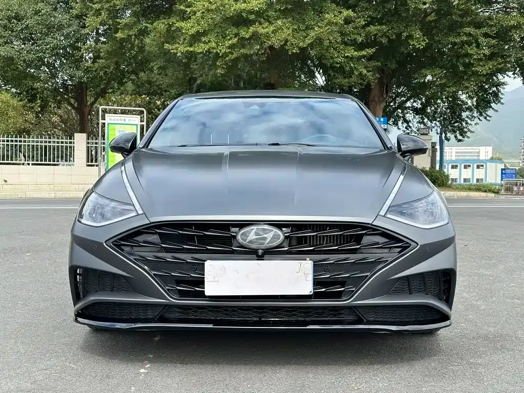 Hyundai Sonata — фото 2
