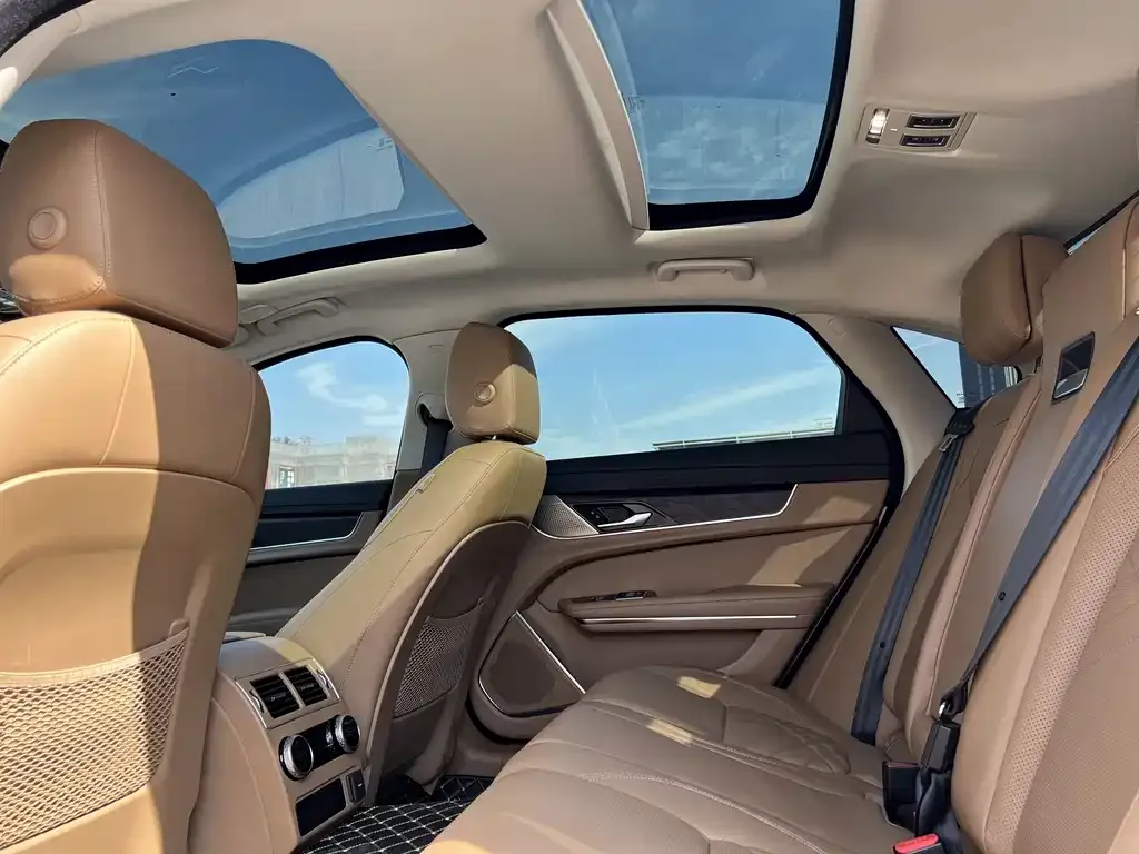 Jaguar XFL 2022 из CN, фото 10