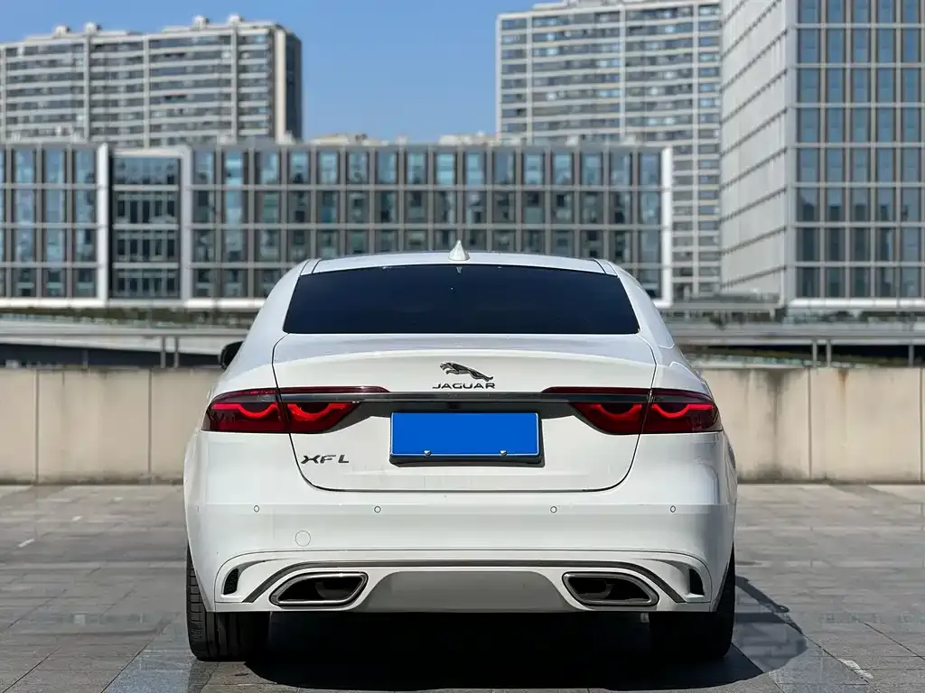 Jaguar XFL 2022 из CN, фото 5