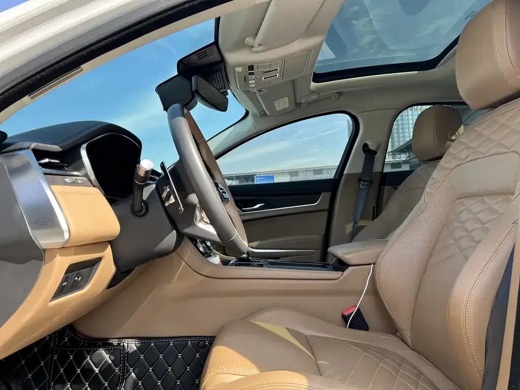 Jaguar XFL 2022 из CN, фото 8