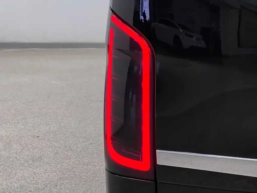 Mercedes-Benz Vito 2023 из CN, фото 8