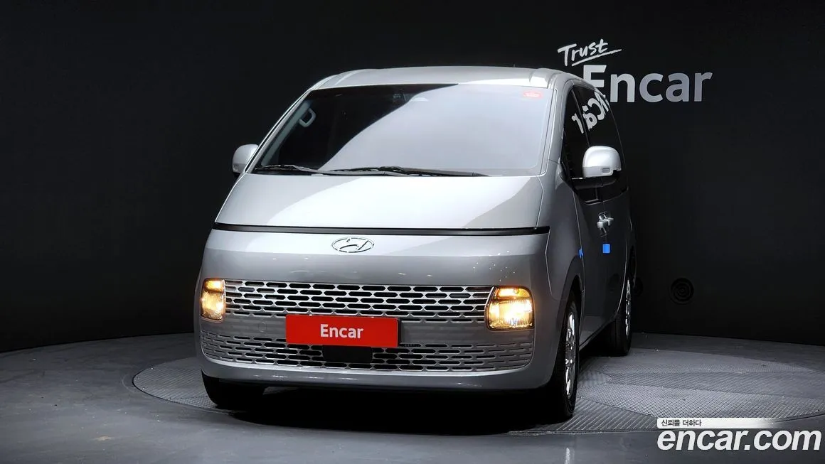 Hyundai Staria — фото 3