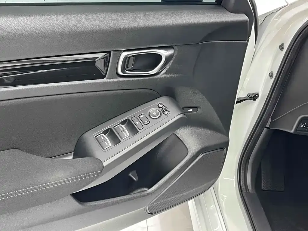 Honda Civic 2024 из CN, фото 5