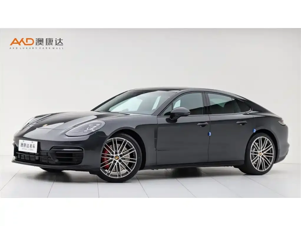 Porsche Panamera — фото 1