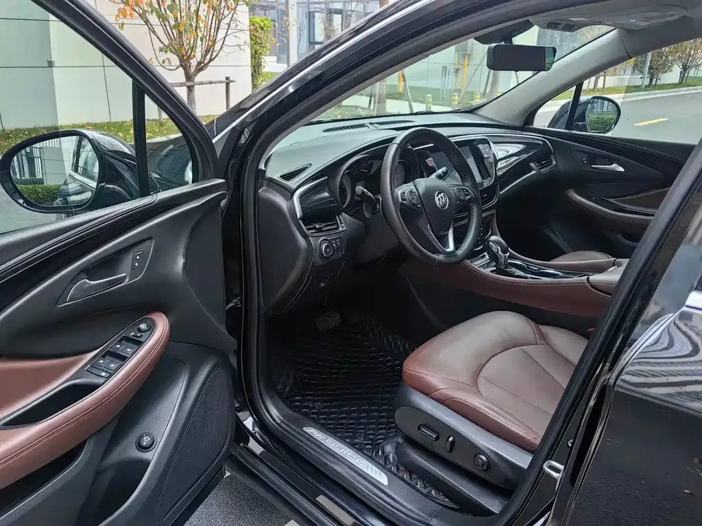 Buick Envision Plus — фото 5