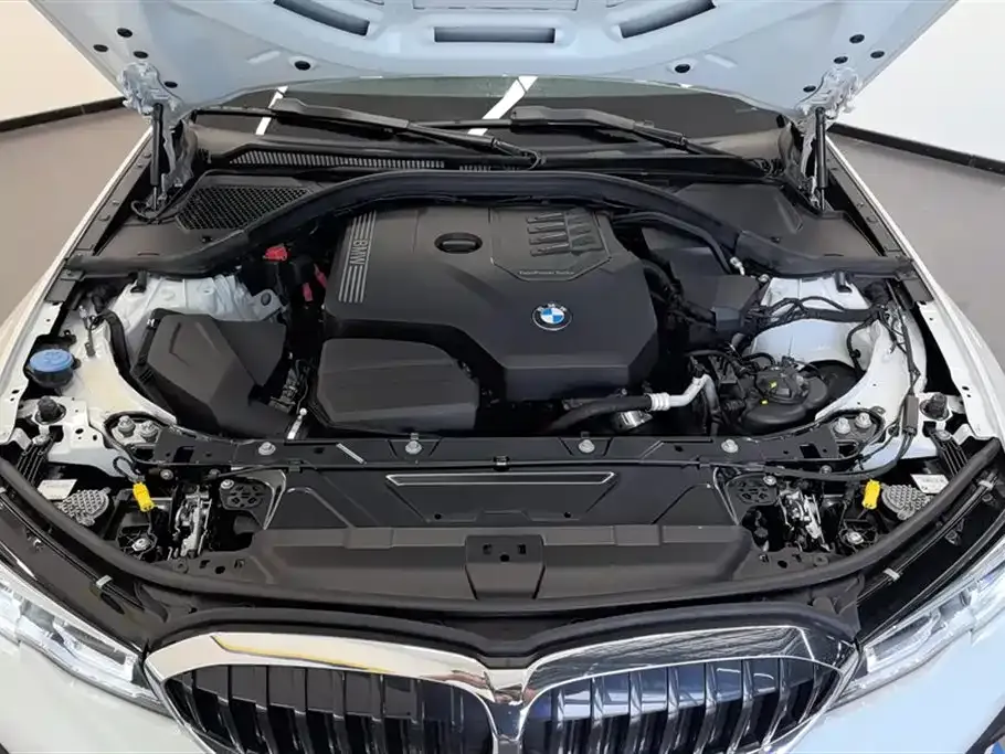 BMW 3 Series — фото 10