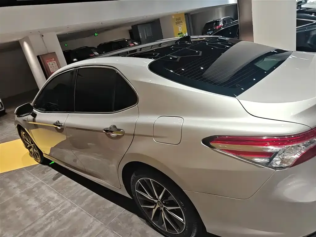 Toyota Camry 2022 из CN, фото 5