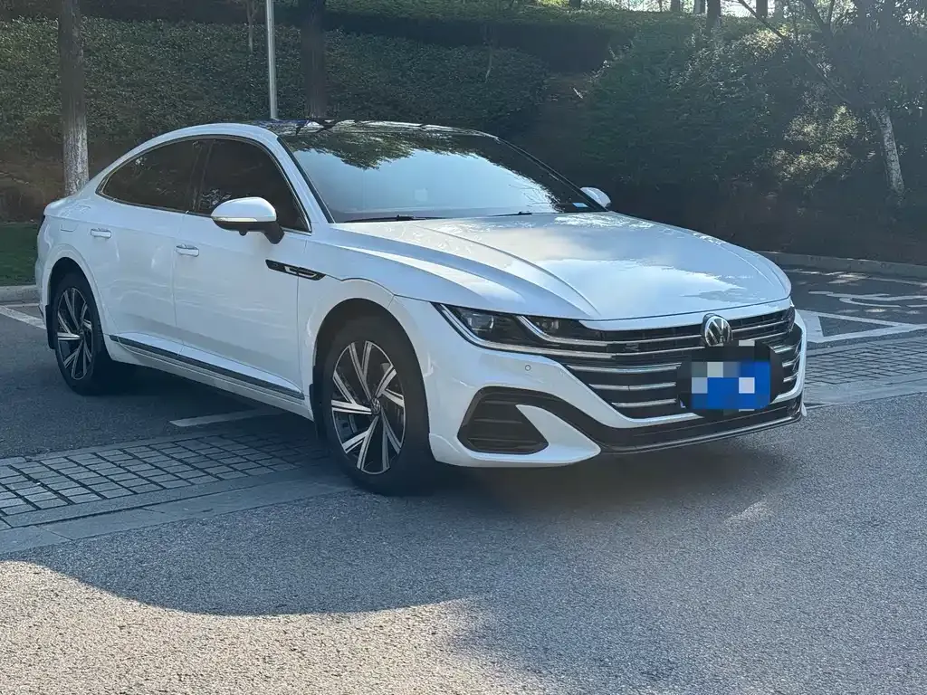 Volkswagen CC 2024 из CN, фото 3
