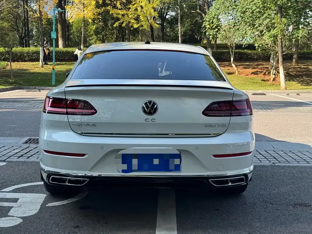 Volkswagen CC 2024 из CN, фото 5