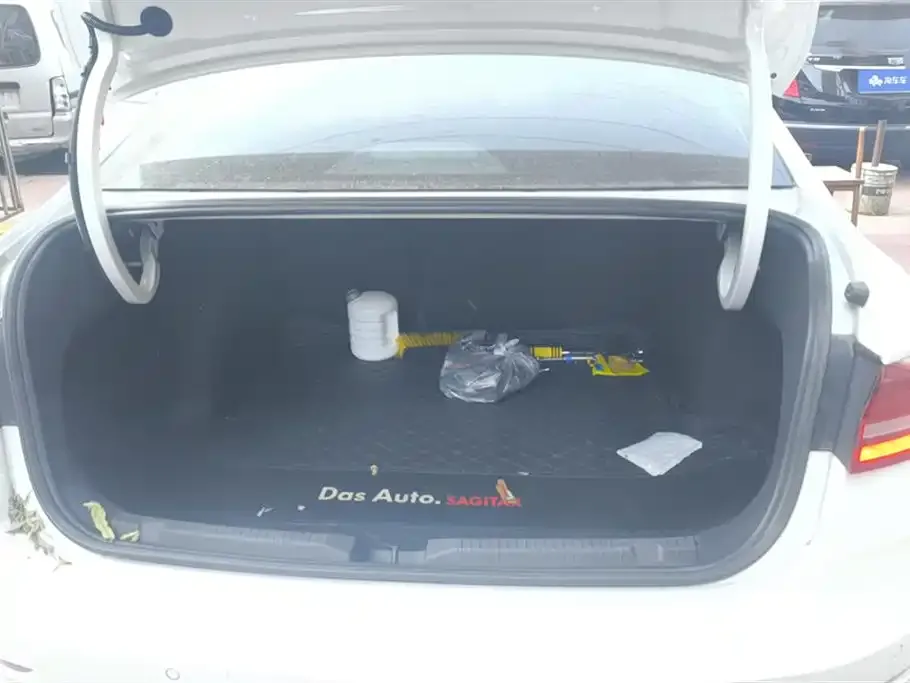 Volkswagen Lavida 2021 из CN, фото 4