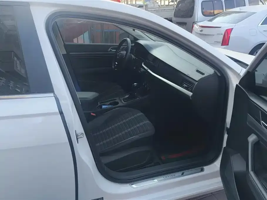 Volkswagen Lavida 2021 из CN, фото 8