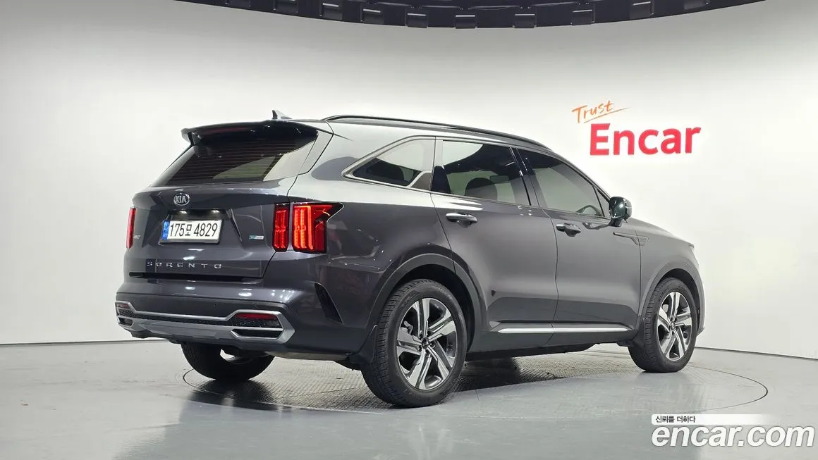 Kia Sorento — фото 2