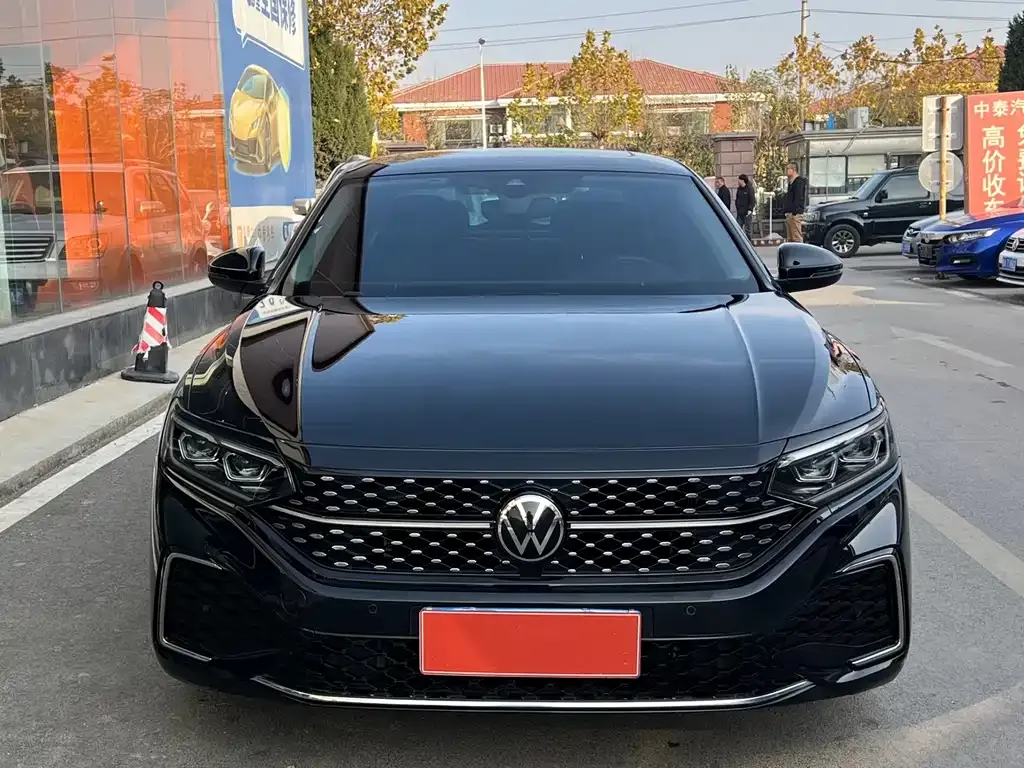 Volkswagen Passat — фото 2