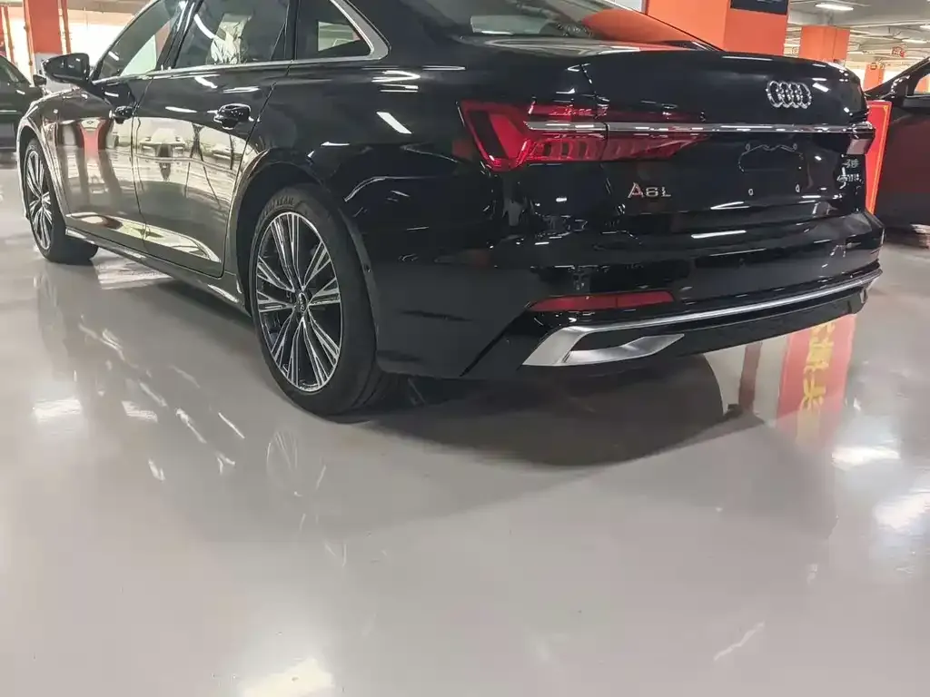 Audi A6L 2025 из CN, фото 9