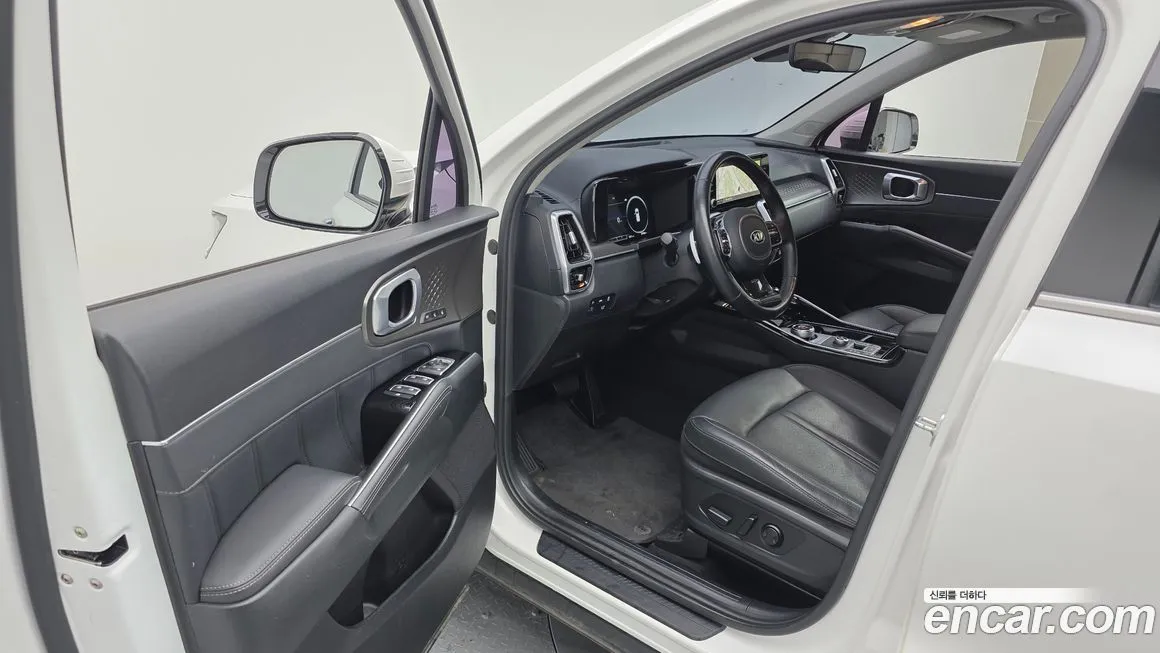 Kia Sorento — фото 10