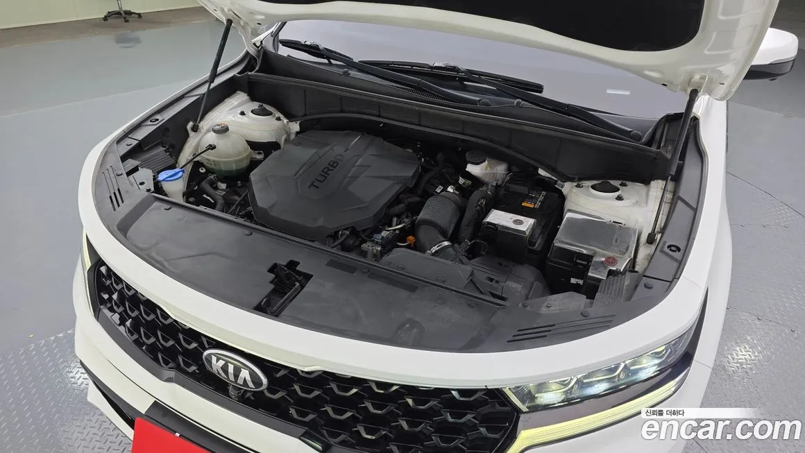 Kia Sorento — фото 6