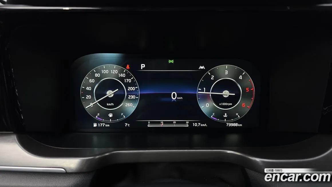Kia Sorento — фото 8