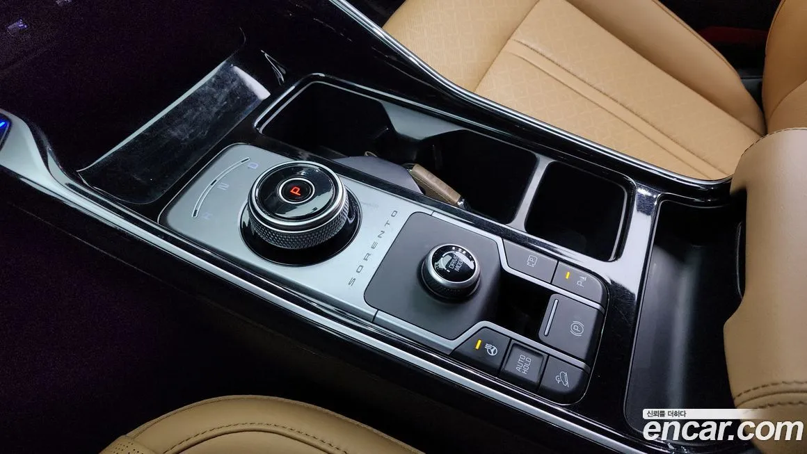Kia Sorento — фото 9