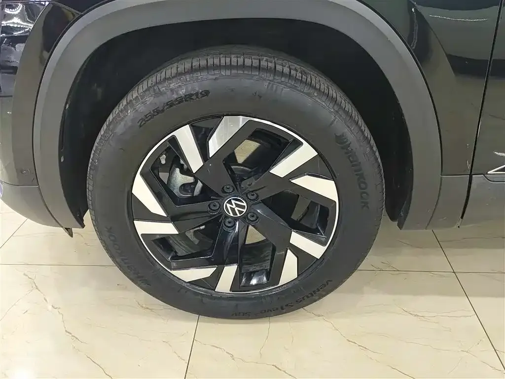 Volkswagen Teramont 2023 из CN, фото 8