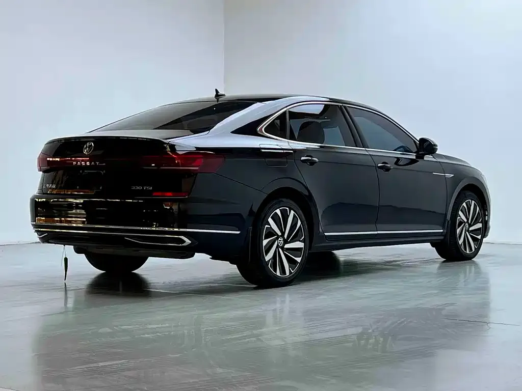 Volkswagen Passat 2024 из CN, фото 6