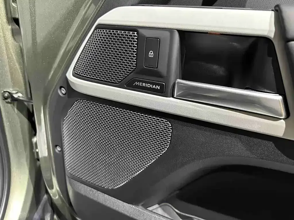 Land Rover Defender 2022 из CN, фото 9
