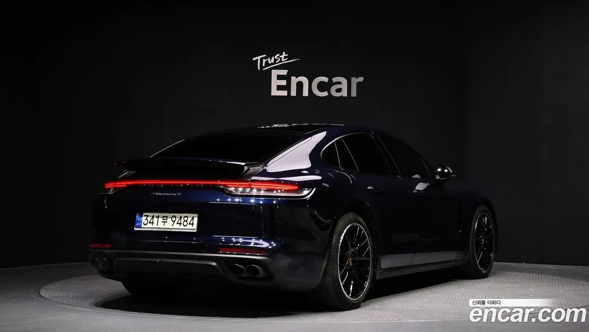 Porsche Panamera 2021 из KR, фото 2