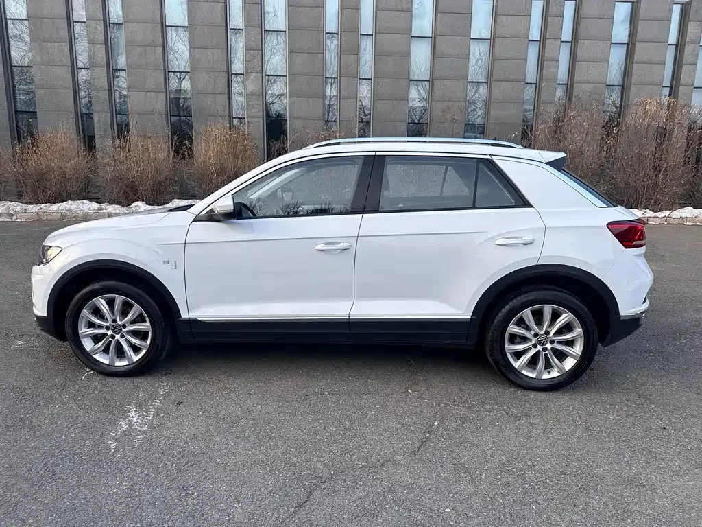 Volkswagen T-Roc 2022 из CN, фото 6