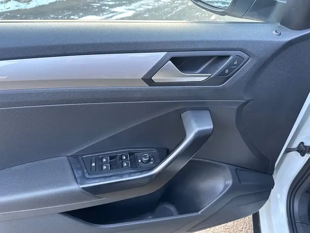 Volkswagen T-Roc 2022 из CN, фото 7