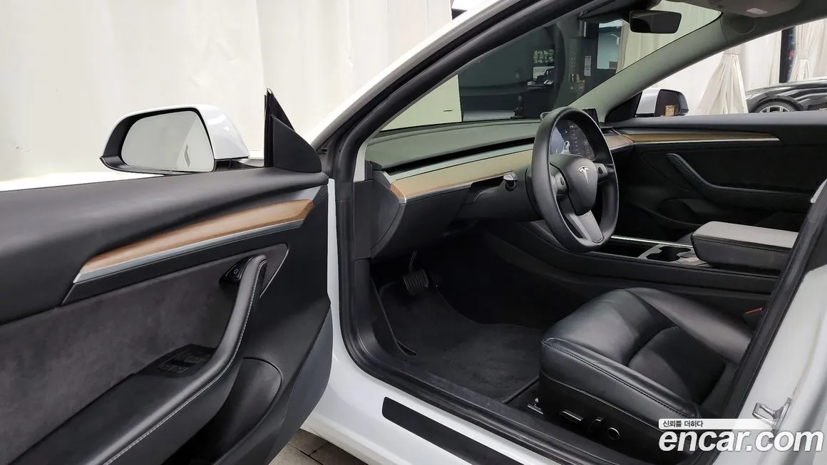 Tesla Model 3 2021 из KR, фото 10