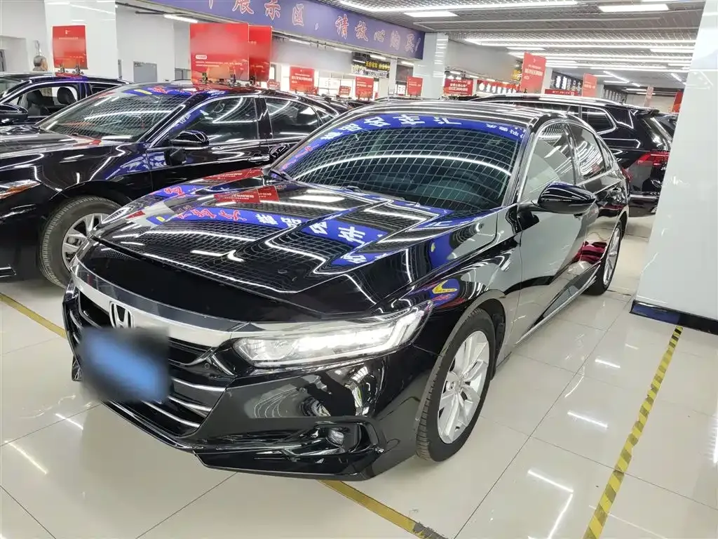 Honda Accord 2023 из CN, фото 2