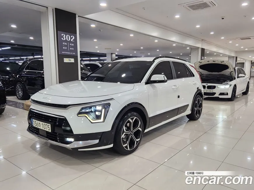 Kia Niro — фото 1