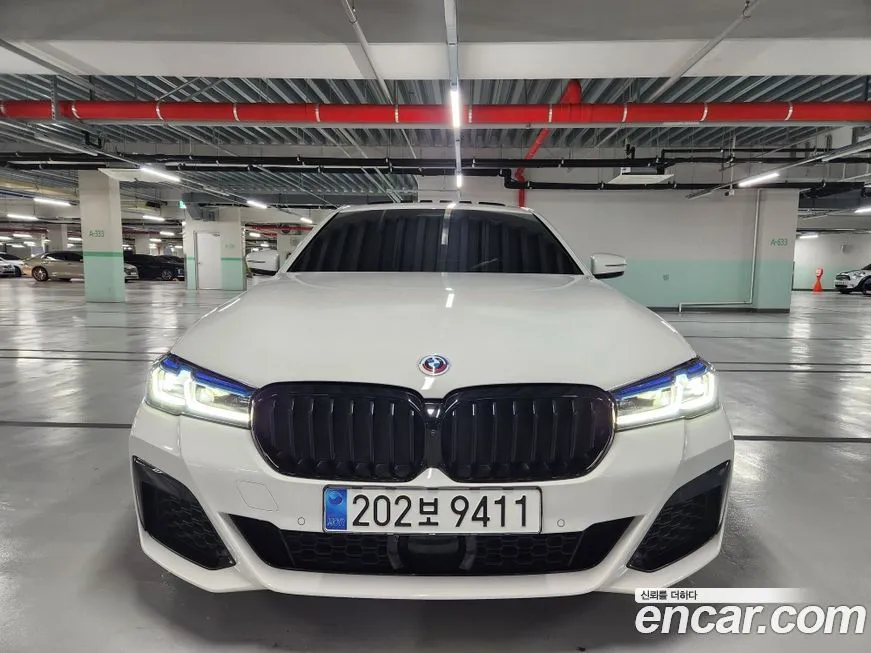 BMW 5-Series 2023 из KR, фото 2