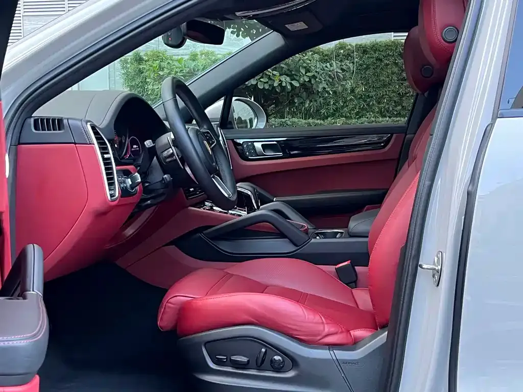 Porsche Cayenne 2023 из CN, фото 10