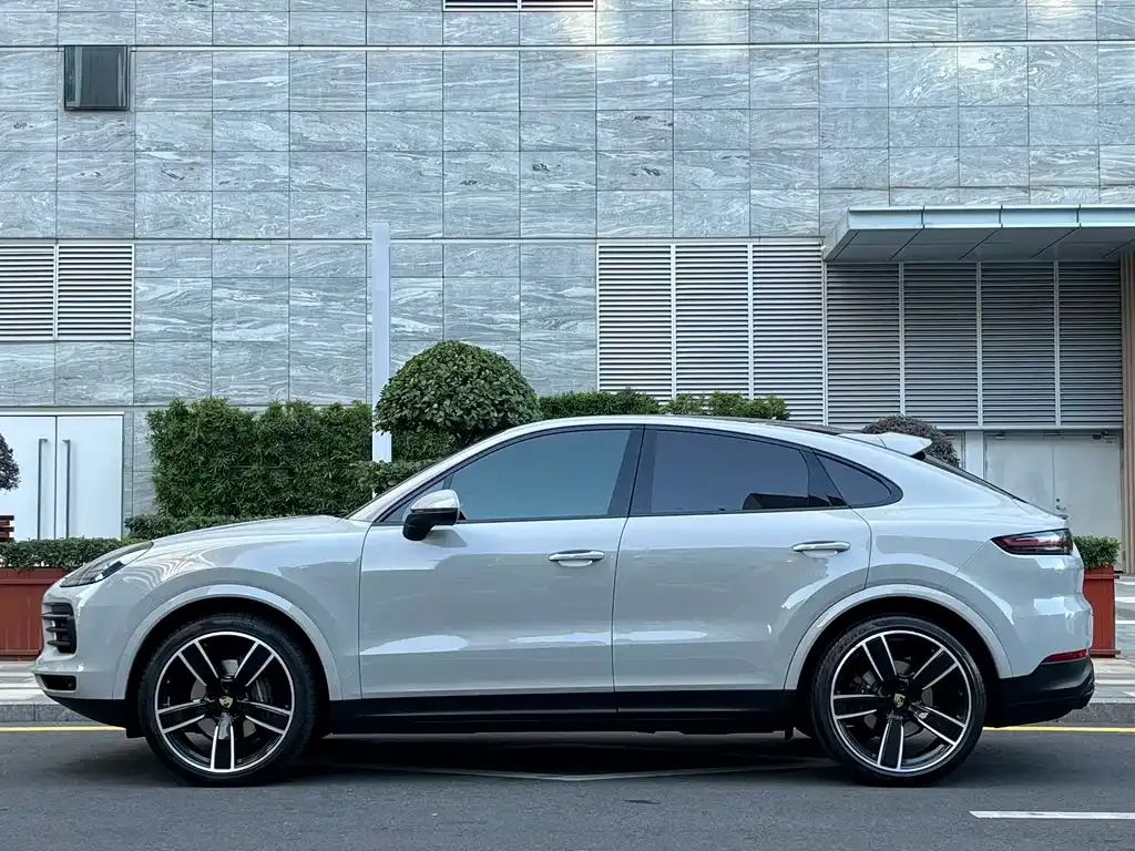 Porsche Cayenne 2023 из CN, фото 3