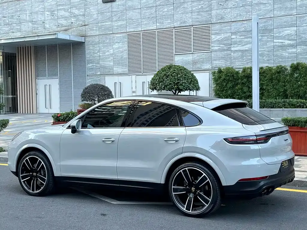 Porsche Cayenne 2023 из CN, фото 4