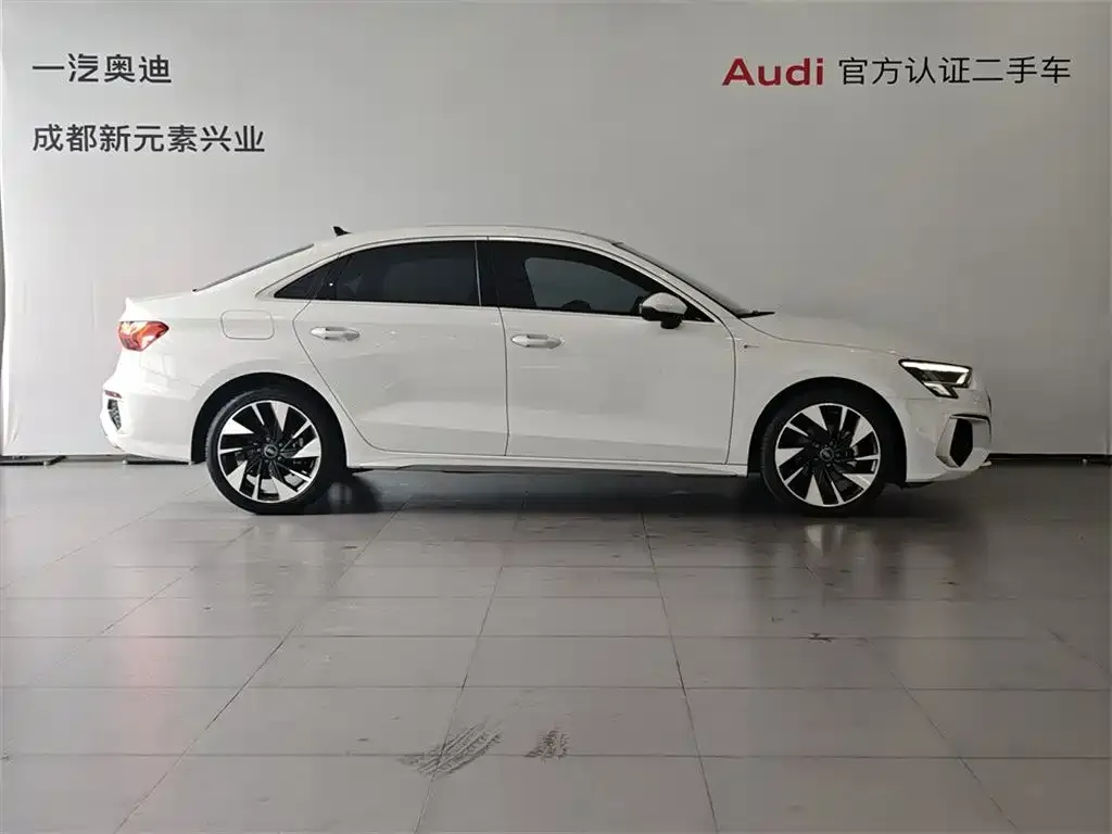 Audi A3 2022 из CN, фото 3