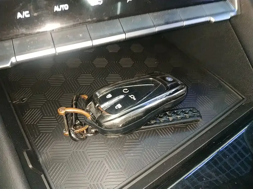 Changan Eado 2025 из CN, фото 9